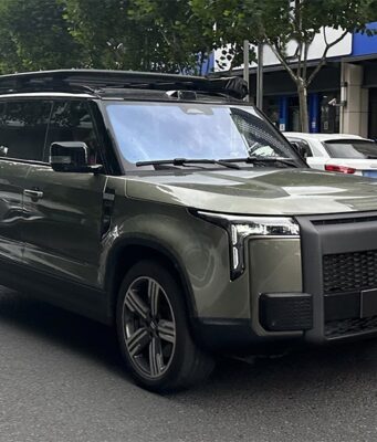 Китайская компания Rox начнет сборку внедорожников в России в 2026 году