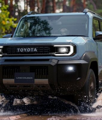 Toyota расширяет семейство Land Cruiser новыми кроссовером и пикапом