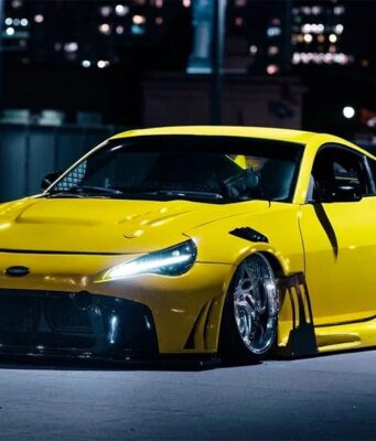 Nissan 350Z превратили в спорткар в стиле киберпанк