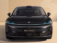 Новый седан GAC Hyptec A800 получил три электромотора и продвинутый автопилот