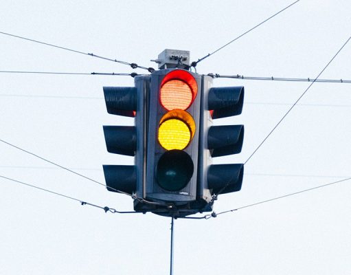 Большинство светофоров Москвы перейдет на интеллектуальное управление