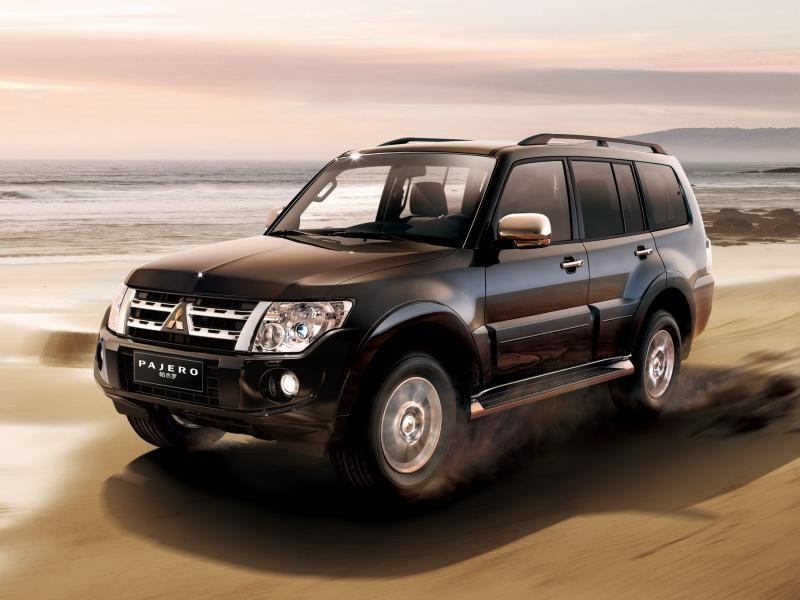 В Mitsubishi произвели заключительную партию внедорожника Pajero